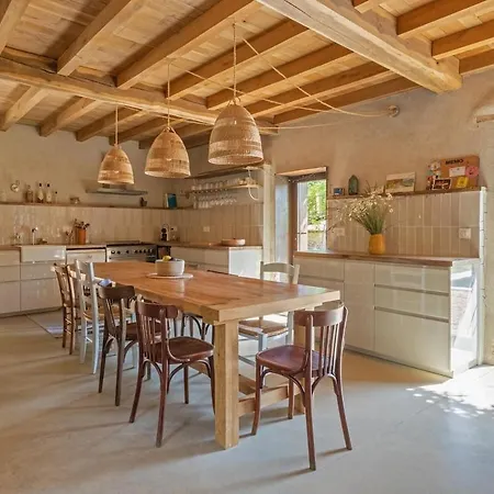Presbytere De 4* * Puysegur