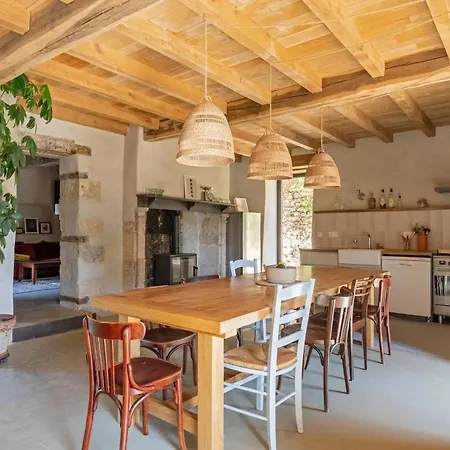 Presbytere De 4* Puysegur