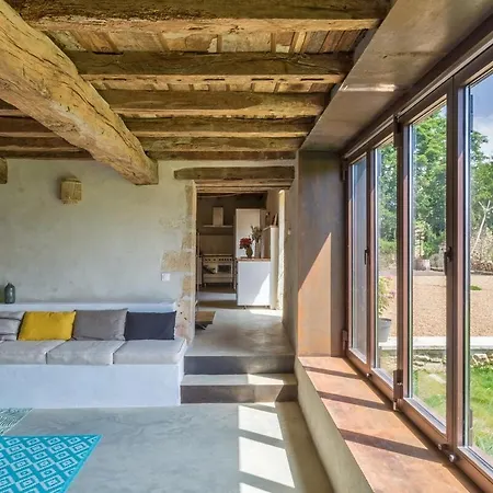 Presbytere De 4* Semesterbostad Puysegur